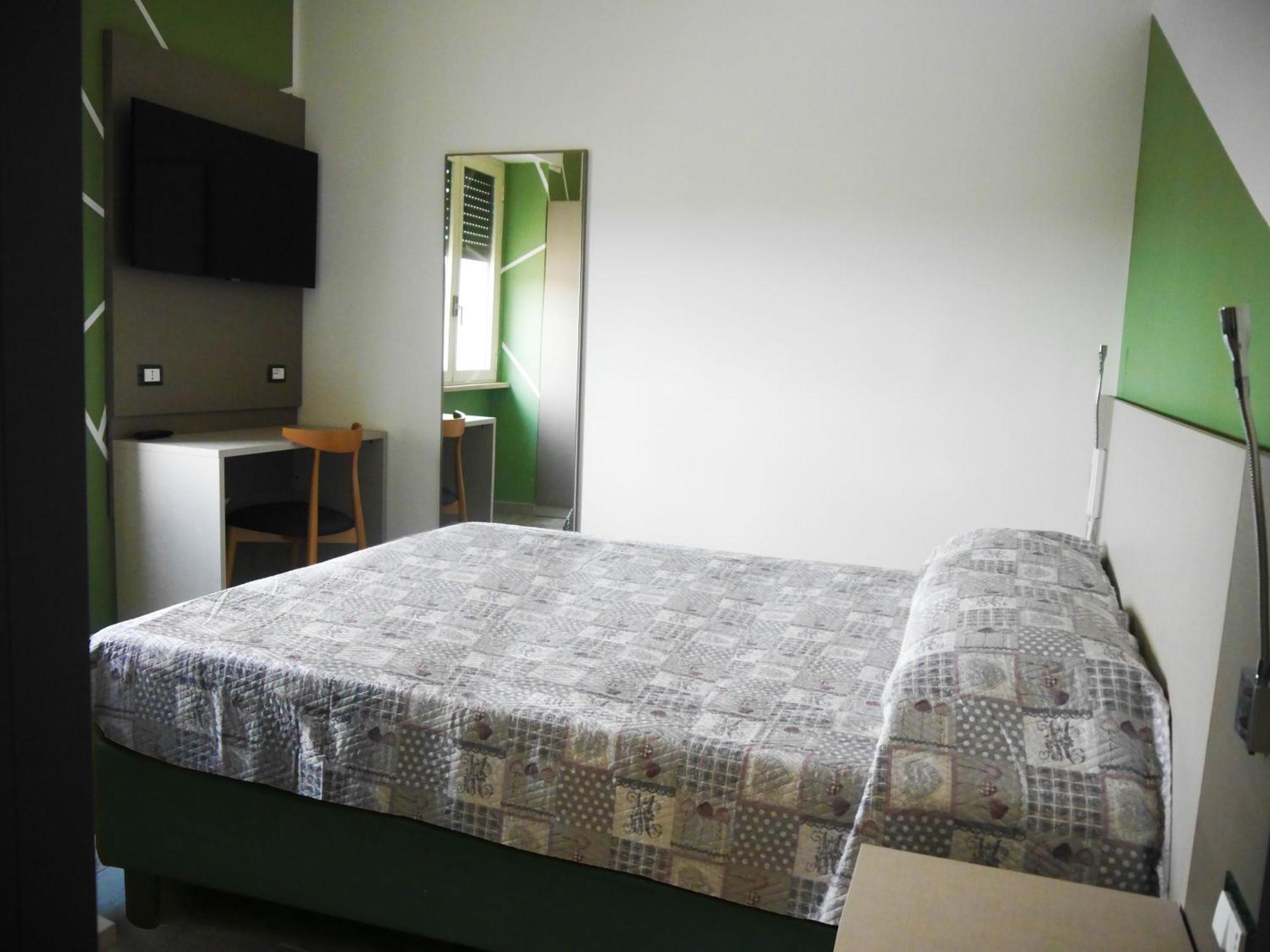 Hotel House Gargano San Giovanni Rotondo Bagian luar foto